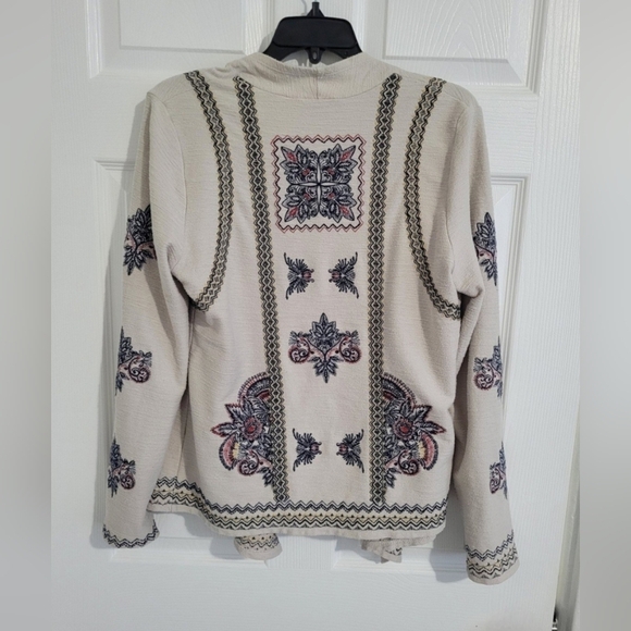 Christopher & Banks Knitted Cardigan Sweater Size Medium Semi-Casual Business - Picture 4 of 10